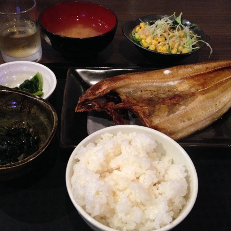 羅臼産 丸ごと一匹 真ほっけ定食(かき小屋 赤坂元気)