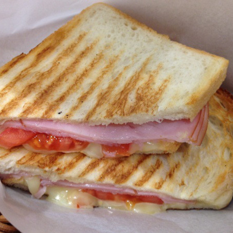 グリルサンド（ハム＆マリボー）(アンデルセン アトレ上野店)