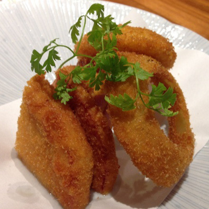 厚切りハムカツとオニオンリング (とんかつ 田 豊洲店 （トンカツ デン）)