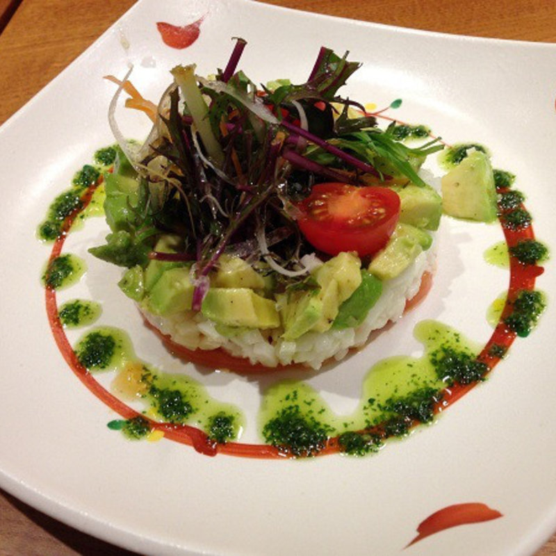 長芋とアボカドのサラダ(とんかつ 田 豊洲店 （トンカツ デン）)