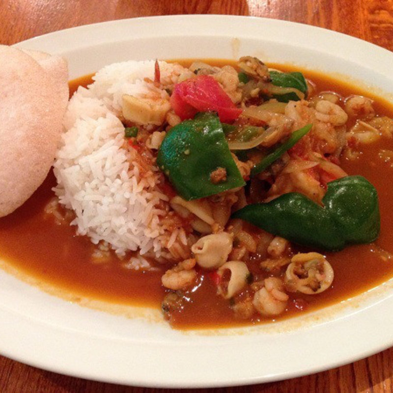 サンバル シーフード(ブリマデ)