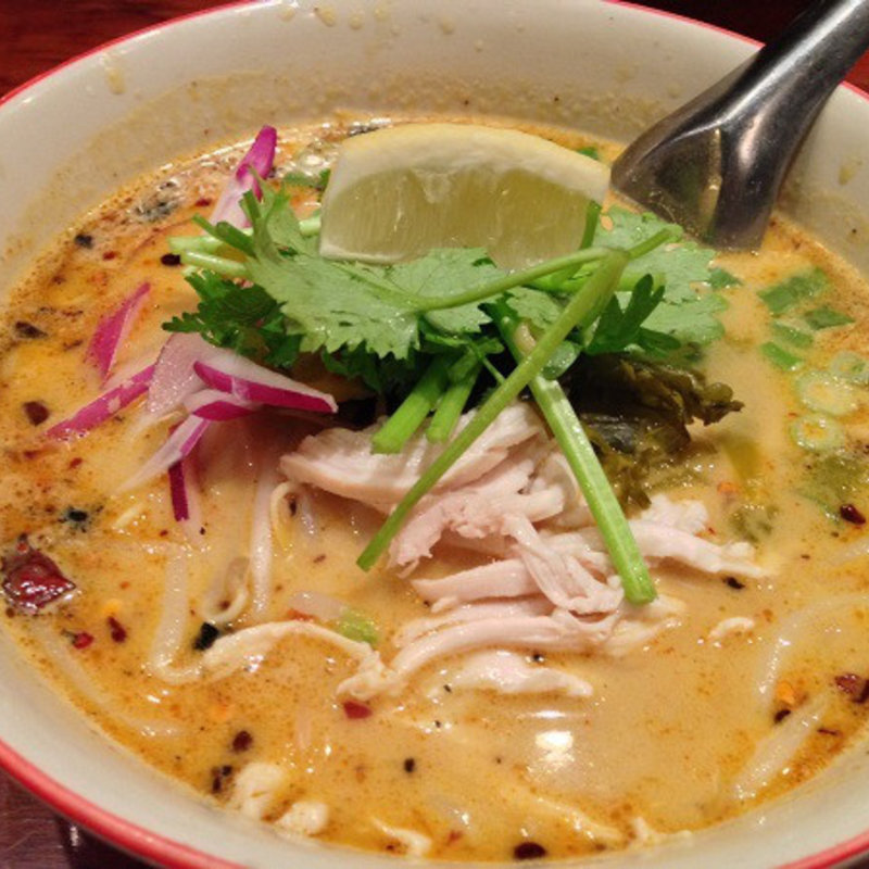 カオソイ(カレーラーメン)(イサーン・キッチン)