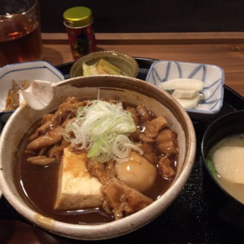 どて煮込み定食(ビストロ アカサカ )