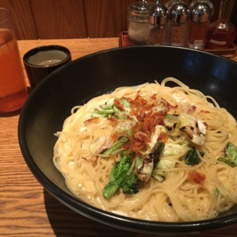 桜海老と春キャベツと柚子胡椒のクリームすぱ（L size）(すぱじろう 赤坂)