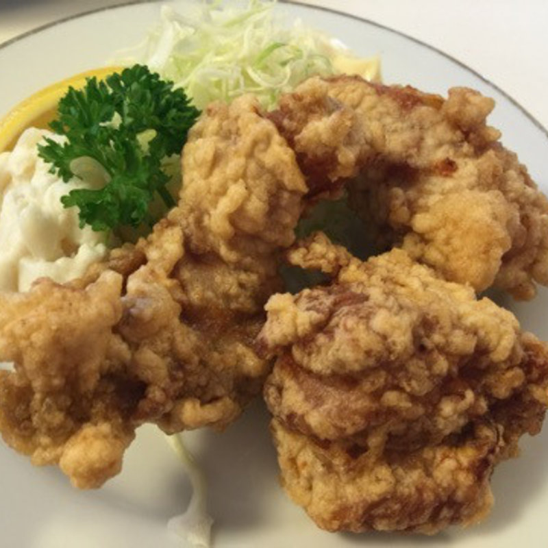 若鶏の唐揚げ（ハーフ）(紅宝石 （コウホウセキ）)