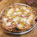 コーンとチーズのピザ(Pizzeria da Torachici （ピッツェリア ダ トラキチ）)