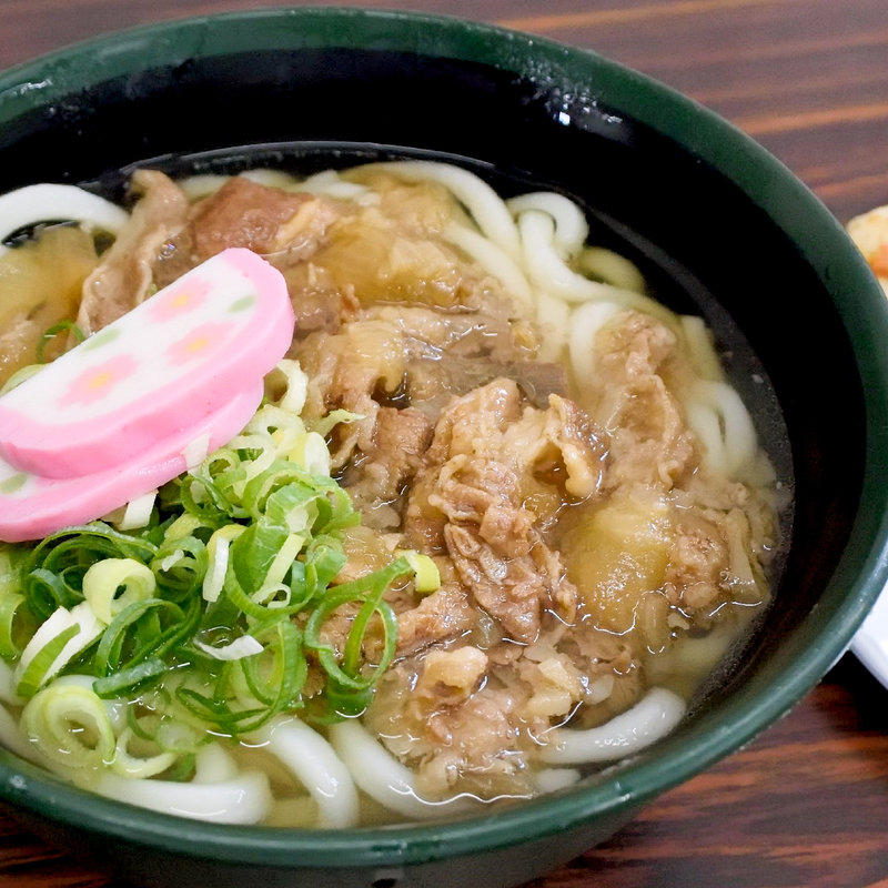 肉うどん(高松高等予備校食堂)