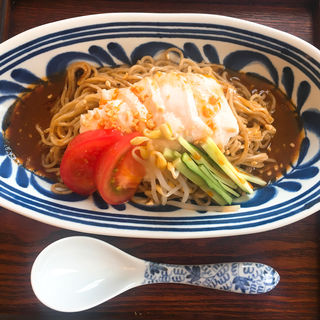 よだれ鶏の冷し麺(山椒麺)(原宿はしづめ)