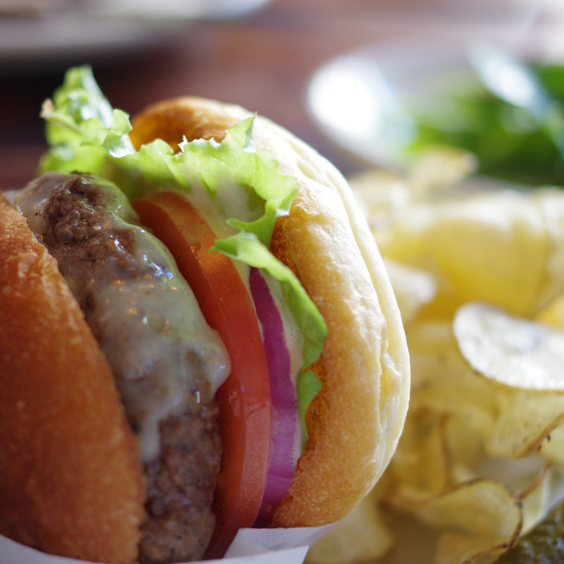 チーズバーガーセット(ブルックリン リボン フライ KOMAZAWA （BROOKLYN RIBBON FRIES）)