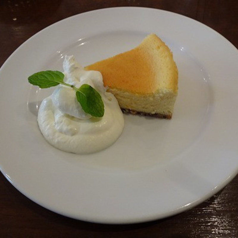 ドリンクセット   黒ごま豆乳チーズケーキ(SLOW CAFE)