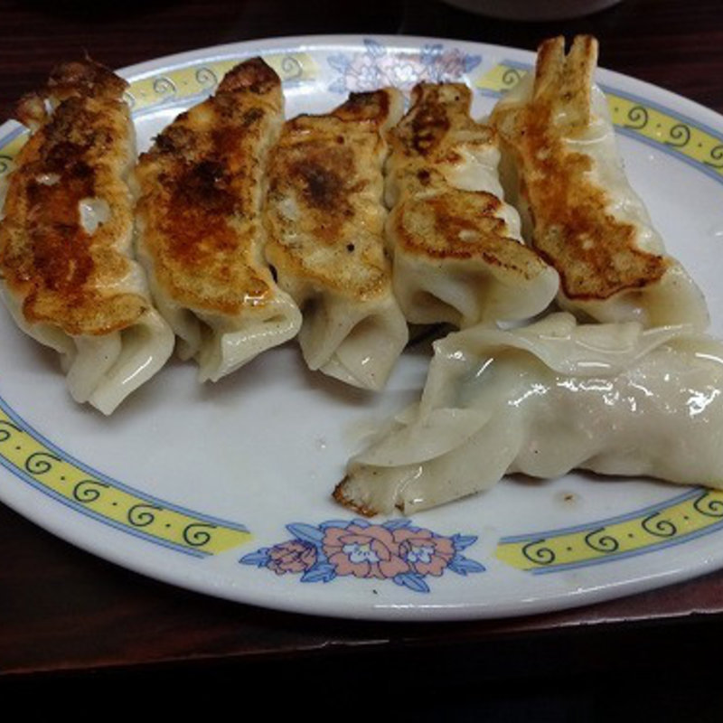 焼き餃子 6個(上海飯店(シャンハイハンテン))