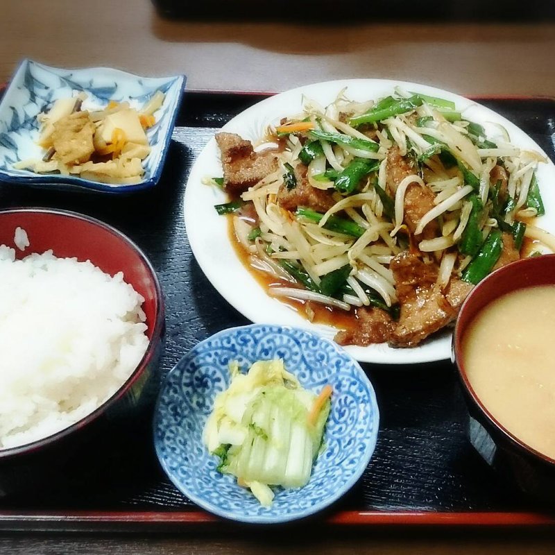 レバニラ定食　(中華飯店　紅蘭 （コウラン）)