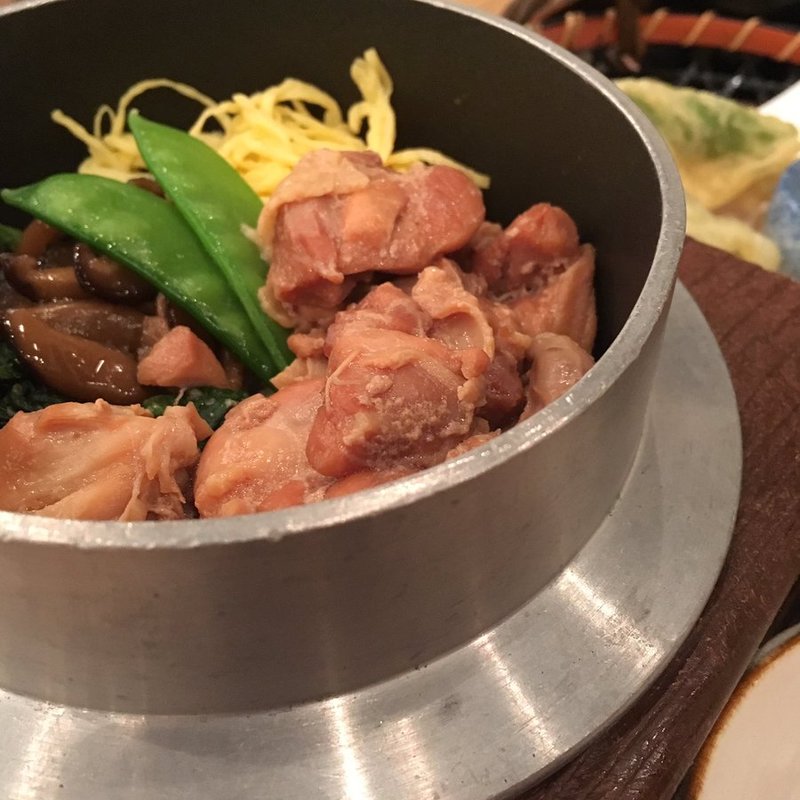 牛時雨釜めし御膳(かまくら 上野の森さくらテラス店)