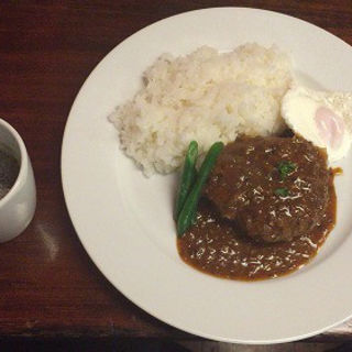 煮込みハンバーグ　サラダバー・スープ・ライス付き(まくら木 東京・月島)
