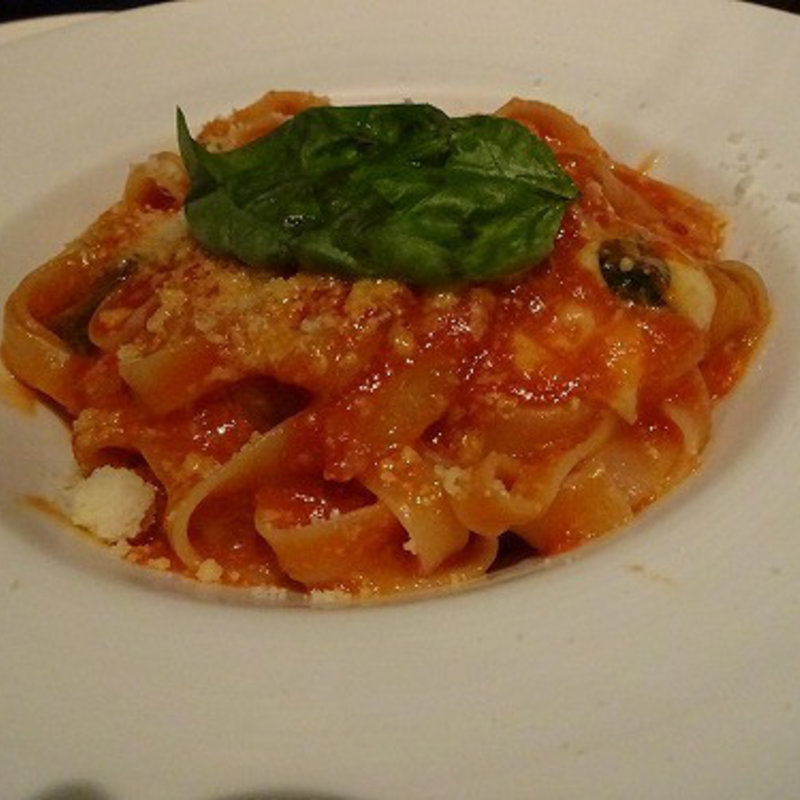 とろーりモッツァレラ　フレッシュバジルトマトソース (ボンヴィアッジオ)