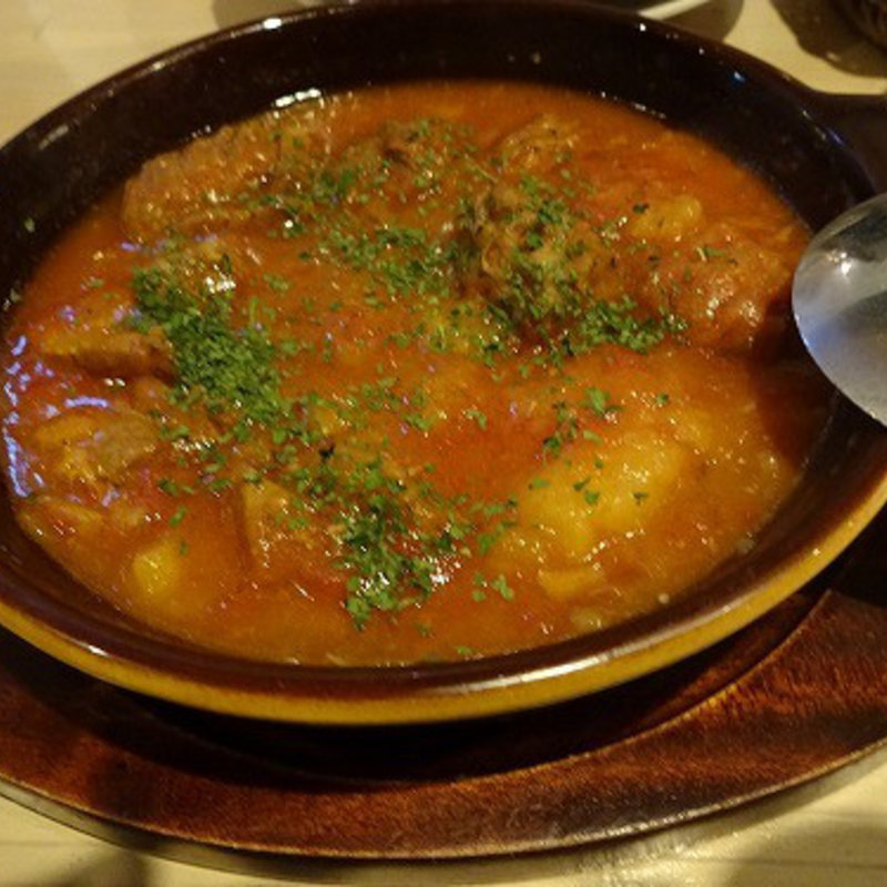 仔羊のトマト煮込(スペインバル グラシア （Gracia）)