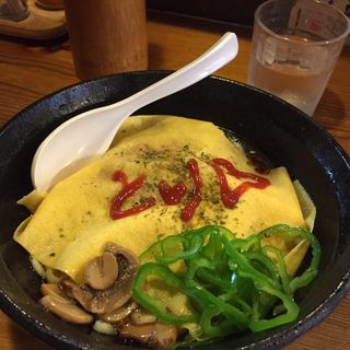 冷やしオムめん(鶏の穴)