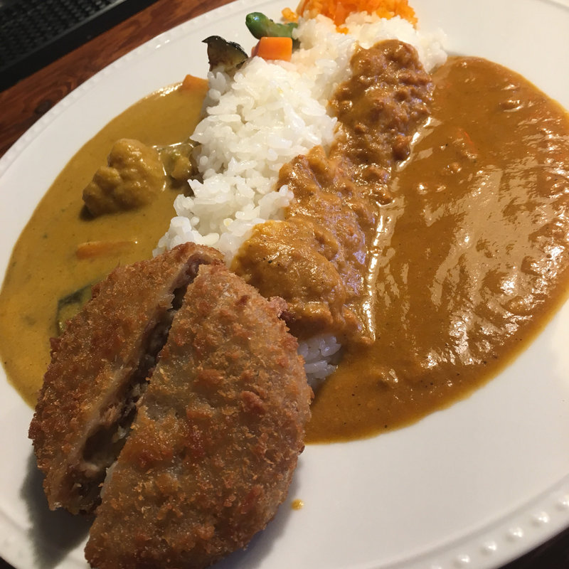 ダブルカレーライスセット(BILLY BAREW’S BEER BAR 高田馬場店)