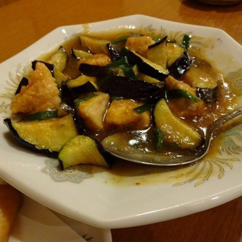 とり肉とナスのピリ辛炒め(遊季亭)