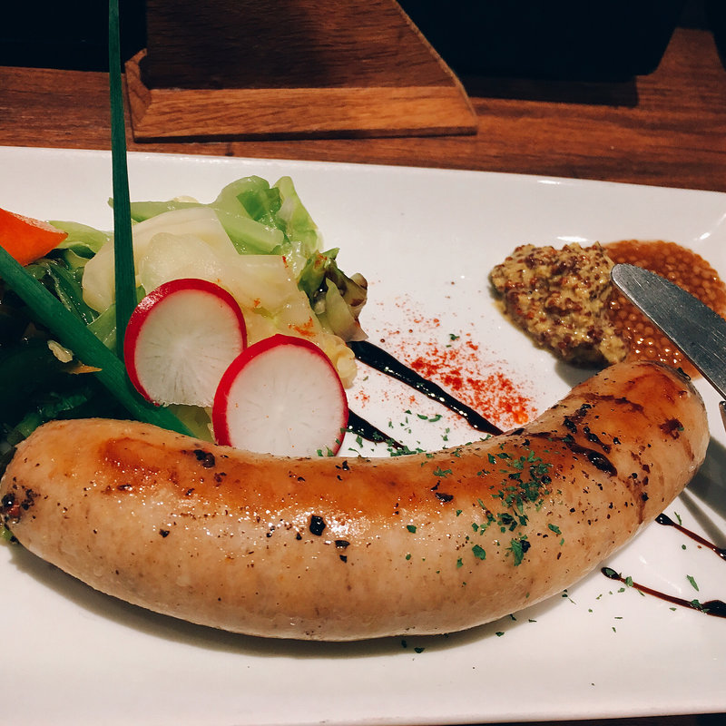 【豚】神戸千里屋　120g　生ソーセージ焼き(肉や しるし)