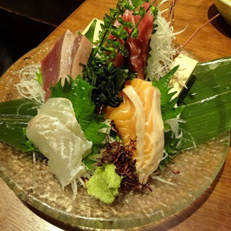 刺身4点盛り(三代目魚河岸 青木鮮魚店 南幸店)