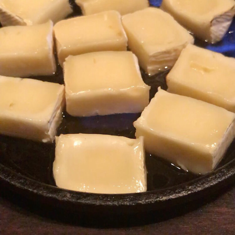 ファイアーカマンベール(焼肉酒場 伸 )