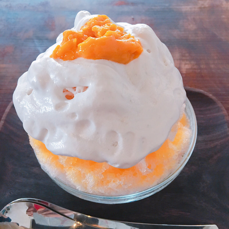 エスプーマかき氷 マンゴー(ｃａｆｅ ｂａｌｉ ｇａｓｉ 北山 （カフェ バリガシ）)