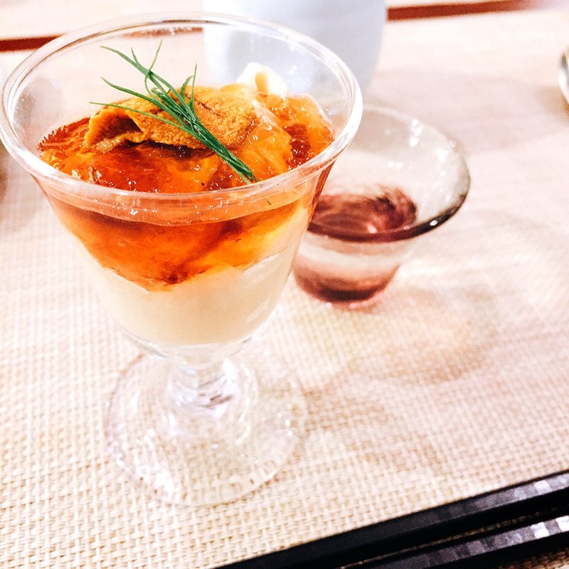 お通し「雲丹と生湯葉のジュレ」(とりきち三平 新橋2号店 )