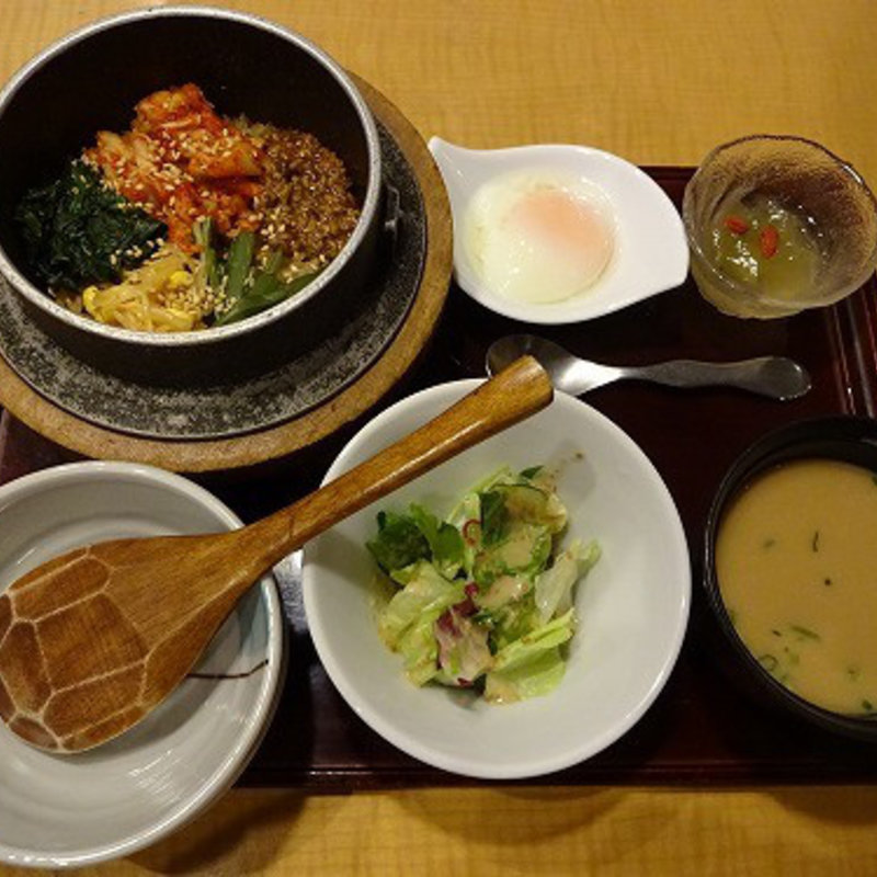 ビビンバ釜飯(いろどり家 横浜そごう店 （【旧店名】ほの家）)