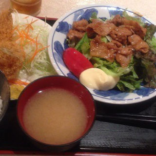 焼肉サラダとアジフライ (千味レストラン)
