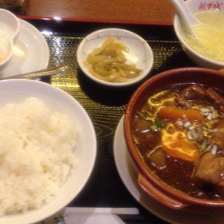 日替わり・牛肉と大根醤油煮込み(阿里城 晴海トリトン店)