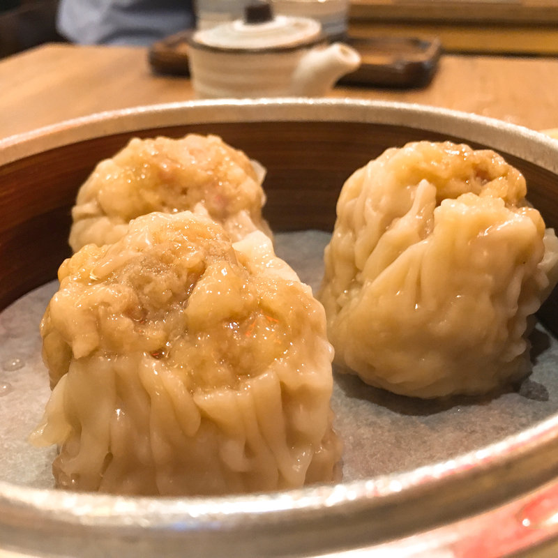 シューマイ  一人前 三個(鳥良商店 有楽町日比谷店)