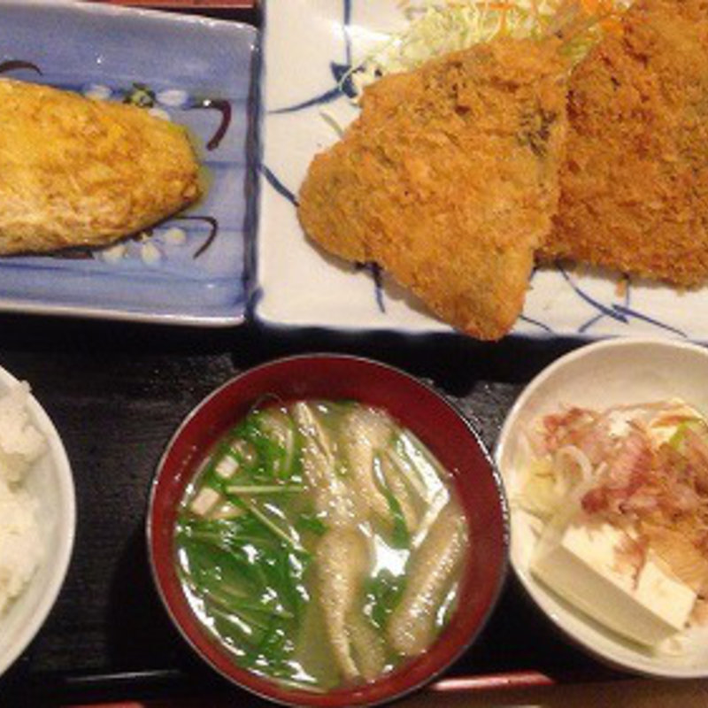 和定食：アジフライ・オムレツ（ご飯少なめ）(千味レストラン)