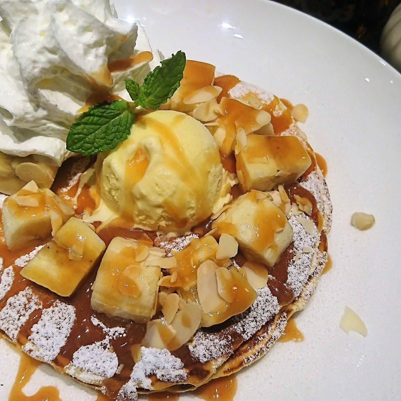 キャラメルバナナパンケーキ(KUA`AINA)