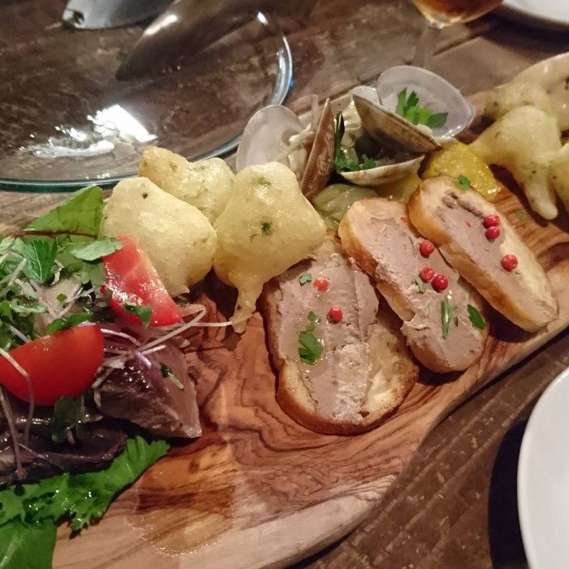 “pitatti”前菜盛り合わせ(ピタッティ （Pitatti）)