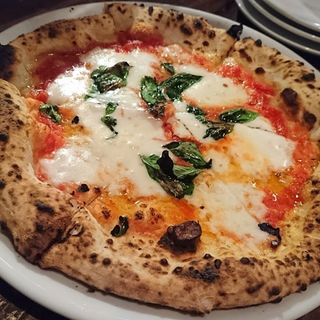 pizza マルゲリータ(ピタッティ （Pitatti）)