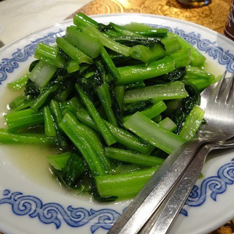 青菜のニンニク炒め（炒油菜心）(中華菜館 同發 本館 )