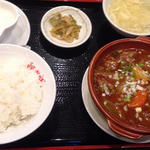 牛肉とジャガイモ炒め(阿里城 晴海トリトン店)