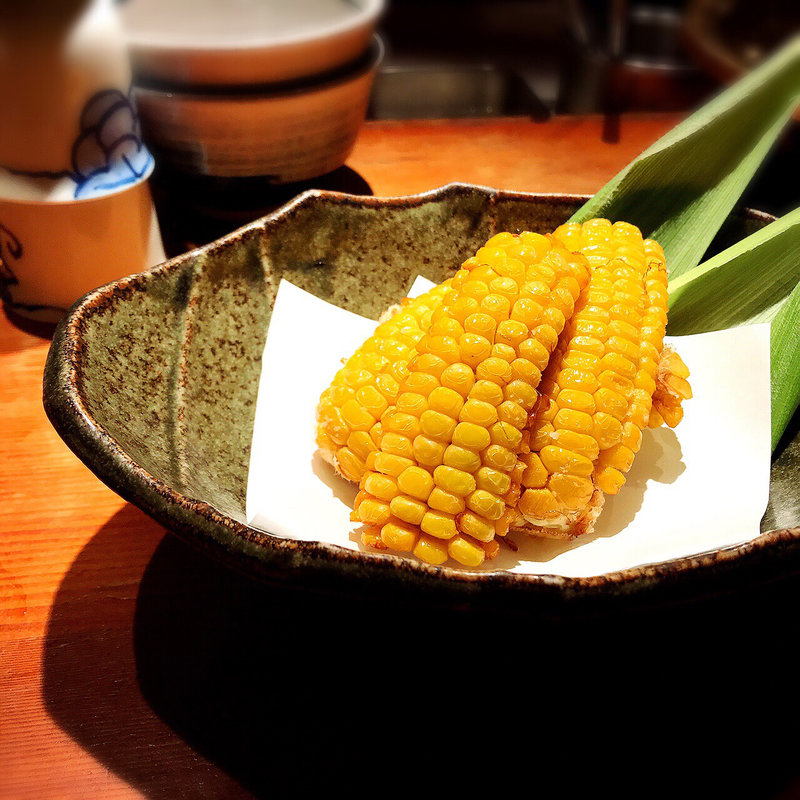 トウモロコシの素揚げ(水炊き しみず)