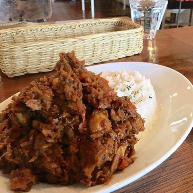 ごぼうのドライカレー(バブーシュカ)