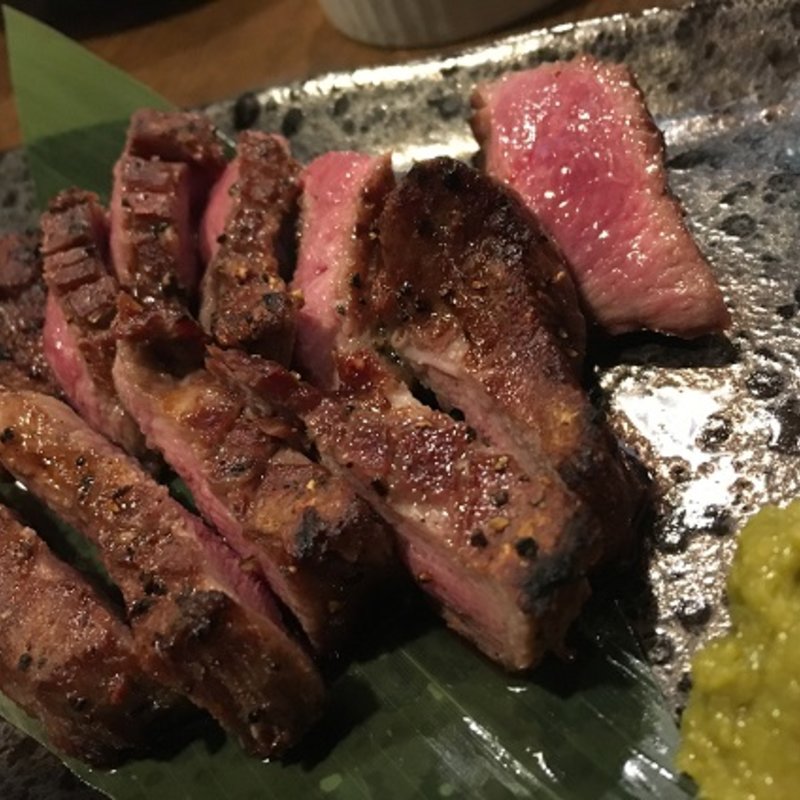 厚切り牛タンの炭火焼(彩波)