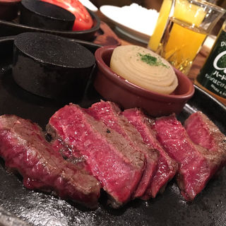 Japanese Beef Steak AKAMI(听屋 （POUND-YA　ポンドヤ）)