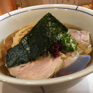 貝出汁中華 白醤油仕立て(別邸三く 中華㐂蕎麦 萃)