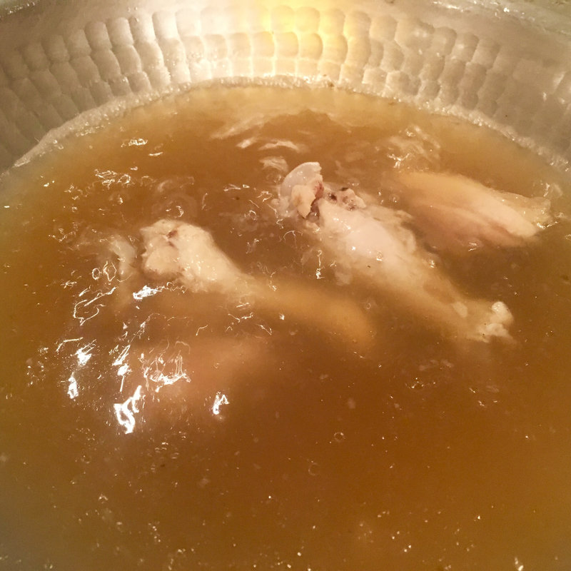 白丸（博多風 鶏コラーゲン水炊き）(はし田屋 本店 （はしだや）)