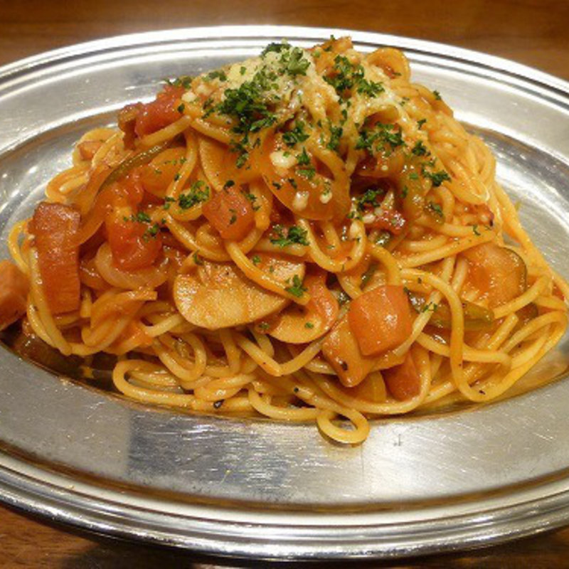 300グラム・ビックナポリタン(トップテーブル)