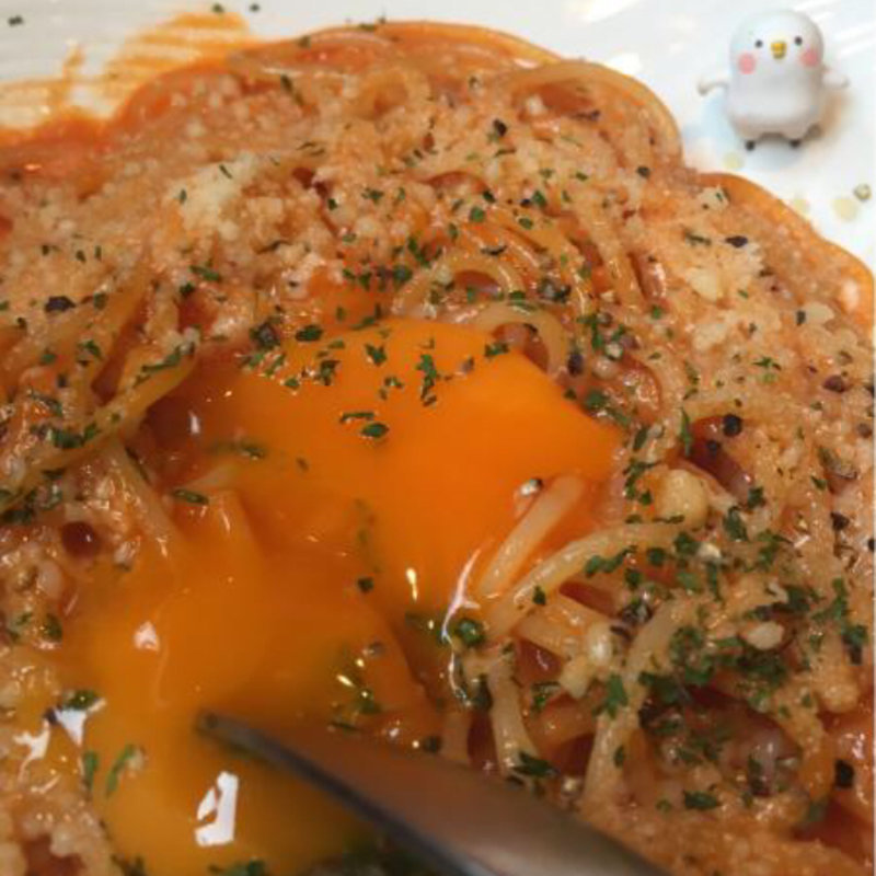 日替わりのパスタトマトカルボナーラのランチセット