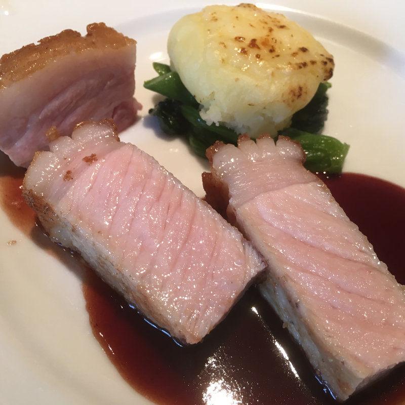 日光豚のロースト(ファンベック・ナオト （Finbec Naoto）)