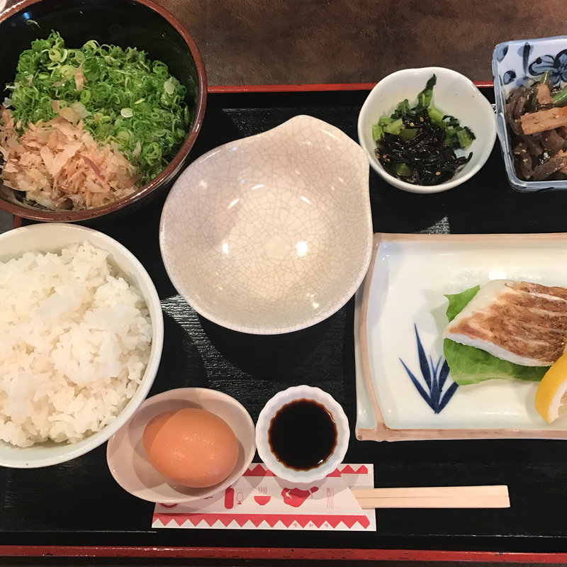 鯛の塩焼き定食(味加味)