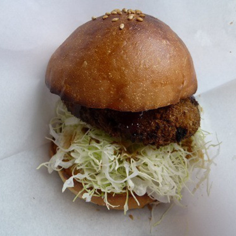 メンチカツバーガー(みつき （MITSUKI）)