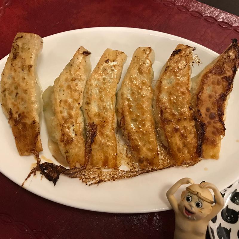 餃子(ニャン福)